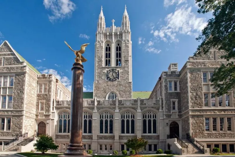 A building on the campus of Boston College Woods College of Advancing Studies.